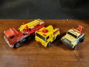 RARE Vintage Ideal Emergency Truck 3 car Lot Friction Toy Vintage Mighty Mo 1976 - Picture 1 of 12