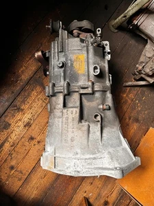 Schaltgetriebe 5 Gang AJT BMW 5 E39 523i Bj.99 520i - Bild 1 von 5