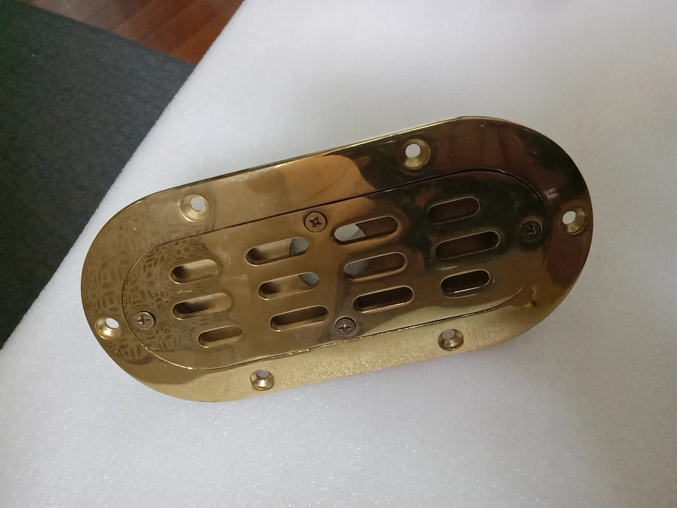 NUEVO DESAGÜE PISO PLANO MARINO OVALADO LATÓN FUNDIDO 7-1/2 X 3-5/8" Foto 1 de 4