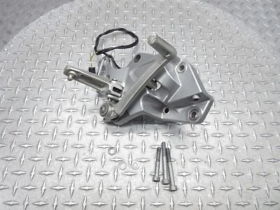 BMW F800 F800R 2011 05-13 juego delantero derecho pedal de freno soporte de reposapiés Foto 1 de 4