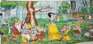 Telo mare vintage Walt Disney Biancaneve e i sette nani 30”x60” esclusivo - Foto 1 di 8