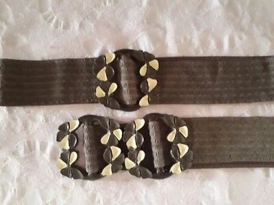 1 CEINTURE   BOUCLE EN BOIS SUR RUBAN ELASTIQUE EXTENSIBLE - Photo 1/4