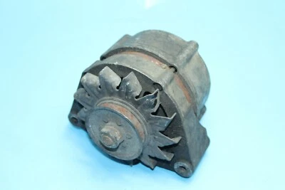 Bosch 0120400856 0120400857 Alternator / 14V 35A / Mercedes W123 W114 W115 /8 - Image 1 of 4