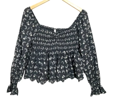 American Eagle Crop Top Women M Dark Floral Smocked Eyelet Ruffle Puff Sleeve - Image 1 of 4