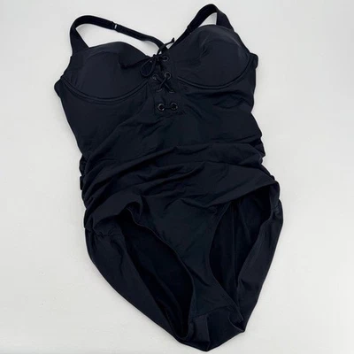 Torrid 黑色系带连体文胸支撑泳装游泳加大码 2 2X — 第 1/4 张图片