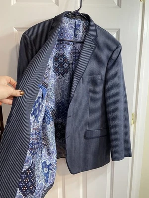 Van Heusen Studio Men’s 44R Blue Pinstripe Blazer Geometric Lining | Modern XL - Image 1 of 4