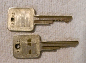 Lot 2 Vintage Old  IH International Harvester Truck Scout Maybe Tractor "K" Keys - Picture 1 of 4