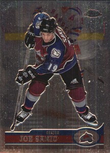 1999-00 Topps/OPC Chrome Colorado Avalanche Hockey Card #1 Joe Sakic
