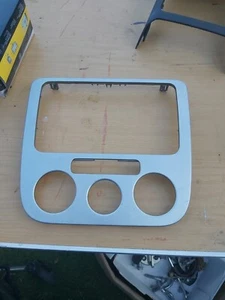 VW VW VW EOS Scirocco Radio Head Unit Verkleidung Concole Surround 1Q0858069 E - Bild 1 von 3