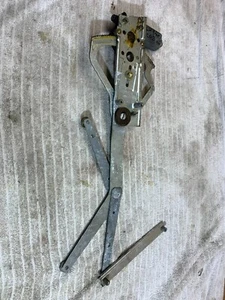 PORSCHE 964 WINDOW MOTOR & REGULATOR LEFT SIDE UK PASSENGER SIDE - Picture 1 of 4