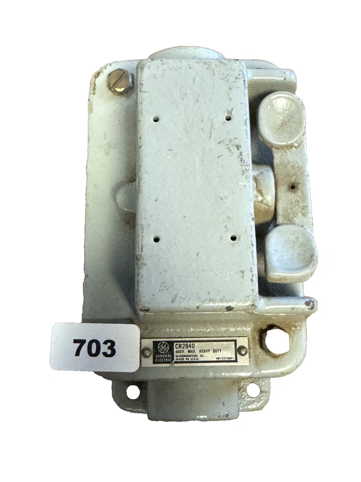 GE CR2940 Heavy Duty Push Button Selector Switch - Image 1 of 1
