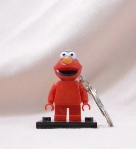 MINIFIGURE KEYCHAIN - Sesame Street  - ELMO  *New* Pendant Bag Charm Fast Ship - Picture 1 of 7