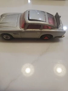 Corgi Toys James Bond 007 Aston Martin DB5 Silver Model Car Vintage - Picture 1 of 4