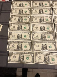 100 $1 Dollar Bills Numbered Sequential A74432001C To A77432100C  Year 2019 - Picture 1 of 6