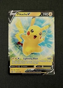 Pikachu V SWSH198 SWSH: Schwert & Schild Promo Karten Holo Pokemon Karte - Bild 1 von 2