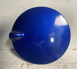 Ford Focus Mk3 2015-2018 estate fuel flap - petrol flap - blue HF - breaking 320 - Picture 1 of 11