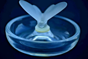 Sevres Crystal Butterfly Mounted Trinket Dish - Picture 1 of 7