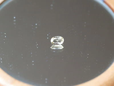 1 Turmalin cognac Brasilien 0,46 ct oval facettiert 2 x 4 x 6 mm hell honiggelb - Bild 1 von 4