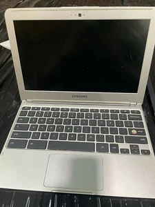 Samsung Chromebook XE303C12 FOR PARTS  FREE SHIPPING  includes ac charger!!! - Picture 1 of 5