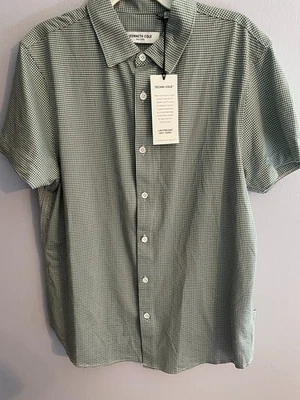 Kenneth Cole, Men's size small button down shirt, short sleeves, $59.00 value, - Image 1 of 4