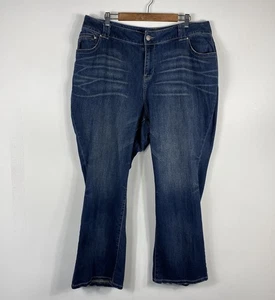 Lane Bryant Gr. 20 Petite Distinctly Boot Cut 5-Pocket Jeans blau dunkle Waschung - Bild 1 von 4