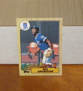 1987 TOPPS Baseball Complete  Set  BO JACKSON ROOKIE - Picture 1 of 2