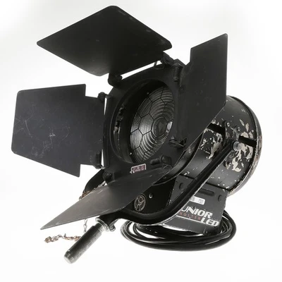 Mole-Richardson JuniorLED 200W Tungsten Light - Non-DMX SKU#1378917 - Image 1 of 4