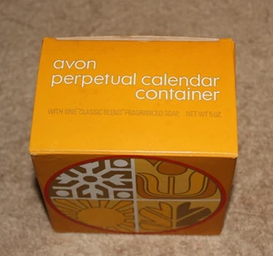 NEW VTG AVON PERPETUAL CALENDAR CONTAINER with Mens Fragranced Soap 5 oz - Picture 1 of 9