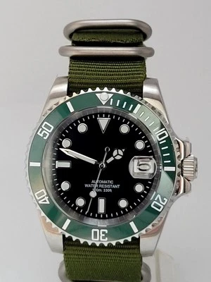 Mens ' KERMIT' Sub Black Green Divers  Watch NH35 SEIKO TMI Automatic 100 WR - Image 1 of 4