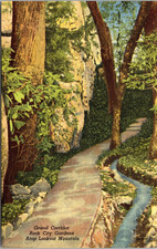 Grand Corridor Rock City Gardens Atop Lookout Mountain Tennessee Postcard C24