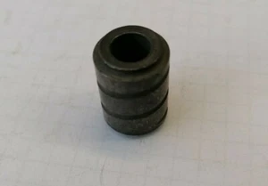 Original Alfa Romeo Buchse für Schaltung, Abstandstück - OE 60501642   neu - Picture 1 of 5