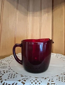 Vintage Anchor Hocking Ruby Red Glass Creamer Small Jug Pitcher - Bild 1 von 7