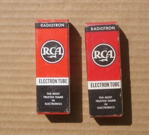 Lote de 2 tubos de vacío electrónicos vintage RCA 6HB7 / 6U8A NUEVOS EN CAJA - Imagen 1 de 4