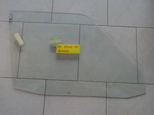 VETRO PORTA ANTERIORE DESTRO FIAT RITMO - 5 PORTE - BIANCO - NUOVO  - Picture 1 of 1