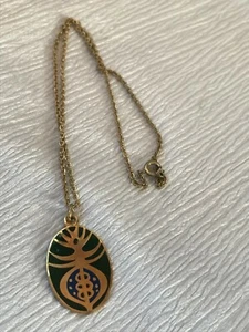 Vintage de Passille Sylvestre signierte goldfarbene Kette mit grüner Emaille abstrakt  - Bild 1 von 8