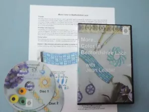 Mehr . . . Color in Bedfordshire Lace mit Jean Leader Anleitung DVD Set - Bild 1 von 1