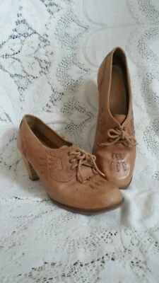 Zapatos de cuero Oxford boho hippy boho tacón de madera apilable con cordones años 70 vintage 10 Foto 1 de 4