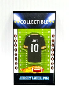Green Bay Packers Jordan Love Trikot Anstecknadel - Classic Sammlerstück - Bild 1 von 1
