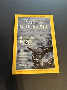 January 1990 National Geographic Magazine "Alaska's Big Spill" - Foto 1 di 2