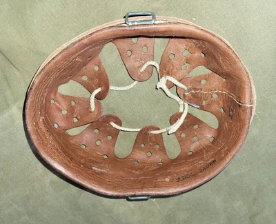 Intérieur de casque allemand,  cuir taille 59 pour coque 66 - Photo 1/3