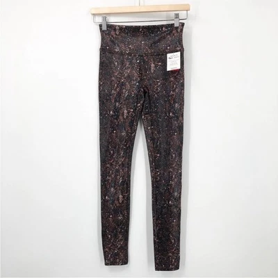 Leggings SPANX Imitación Cuero Estampado Serpiente en Moca Serpiente Pequeña Cintura Alta NUEVO Foto 1 de 4