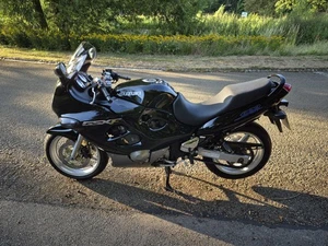 Suzuki GSX600F - Picture 1 of 12