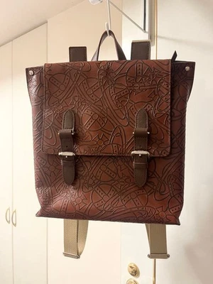 Рюкзак Vivienne Westwood с коричневой сферической эмблемой магнитная застежка 28 см #EK ZEA - Изображение 1 из 4
