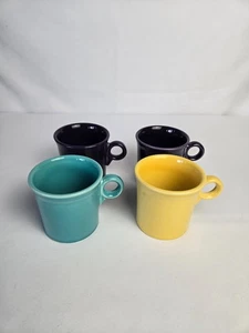 Juego de 4 tazas Homer Laughlin Fiesta Ware junta tórica mango taza de café varios colores - Imagen 1 de 6