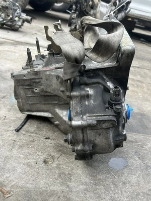 2004 Honda Civic 2.0L transmissão manual usada STK# 1876ST - Imagem 1 de 4