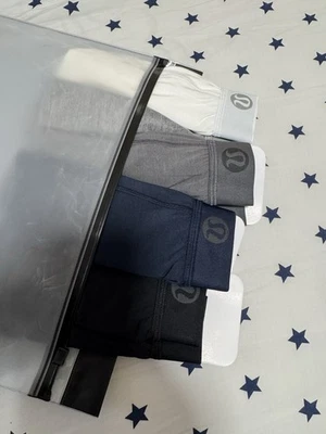 Boxer siempre en movimiento 5pk. "Talla de 5"" disponible S, nuevo con etiquetas" Foto 1 de 4