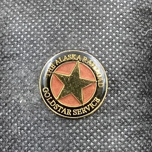 The Alaska Railroad Gold Star Service 3/4” Round Lapel Pin Pinback Pushback - Picture 1 of 3