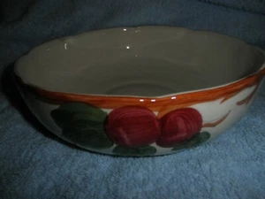 Franciscan Apple Pattern Round Vegetable Bowl  8 1/8"  Made in California EC - Picture 1 of 3