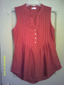 Ladies Westport Brand Red Lace Blouse, Size XS. - Picture 1 of 2