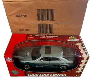 2007 Philadelphia EAGLES  UD CHRYSLER 300C HEMI 1/24 DIE Cast Limited CASE OF 4 - Picture 1 of 2